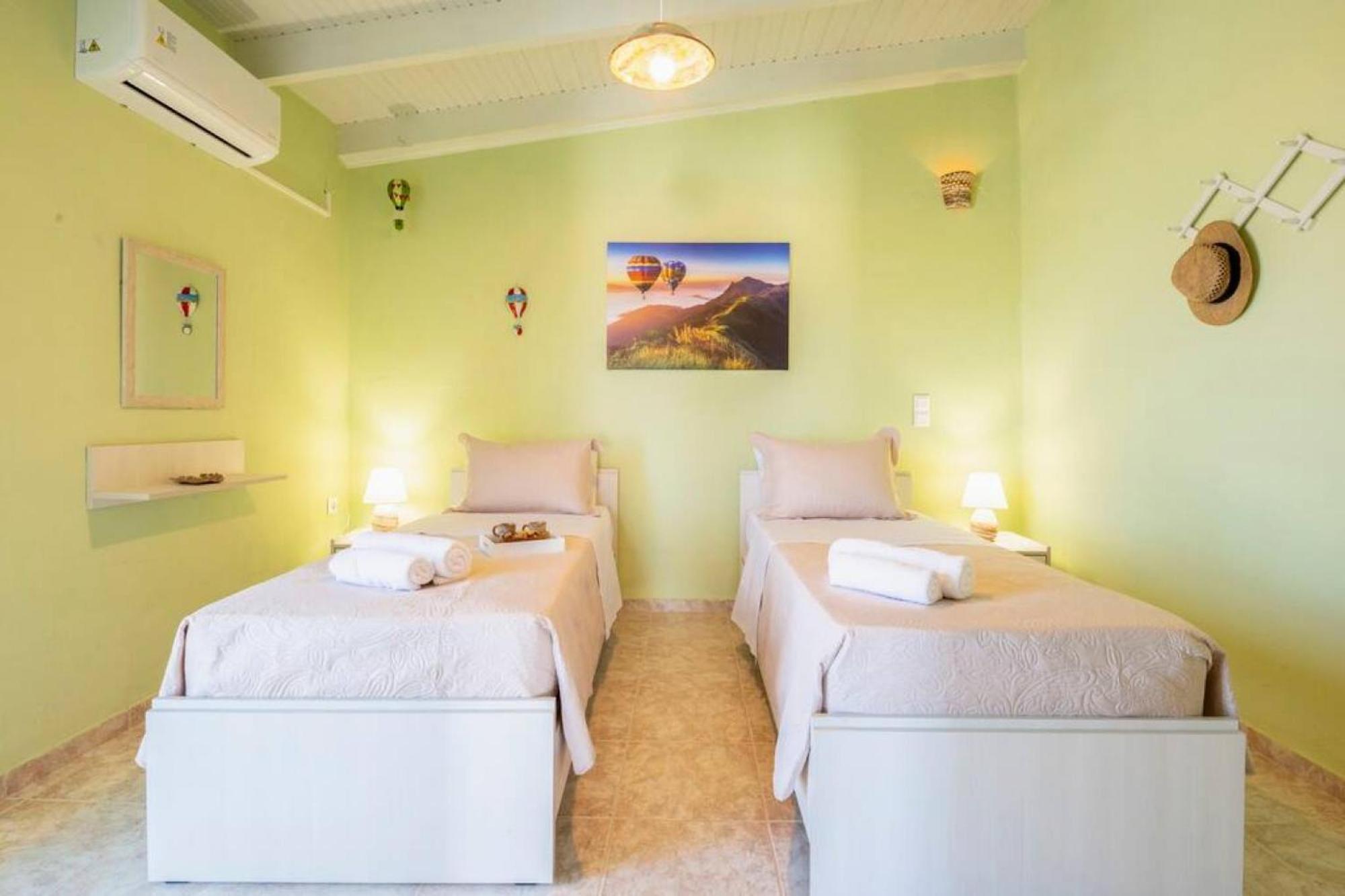 Dm-Discover Margarites Home Margarítai Esterno foto