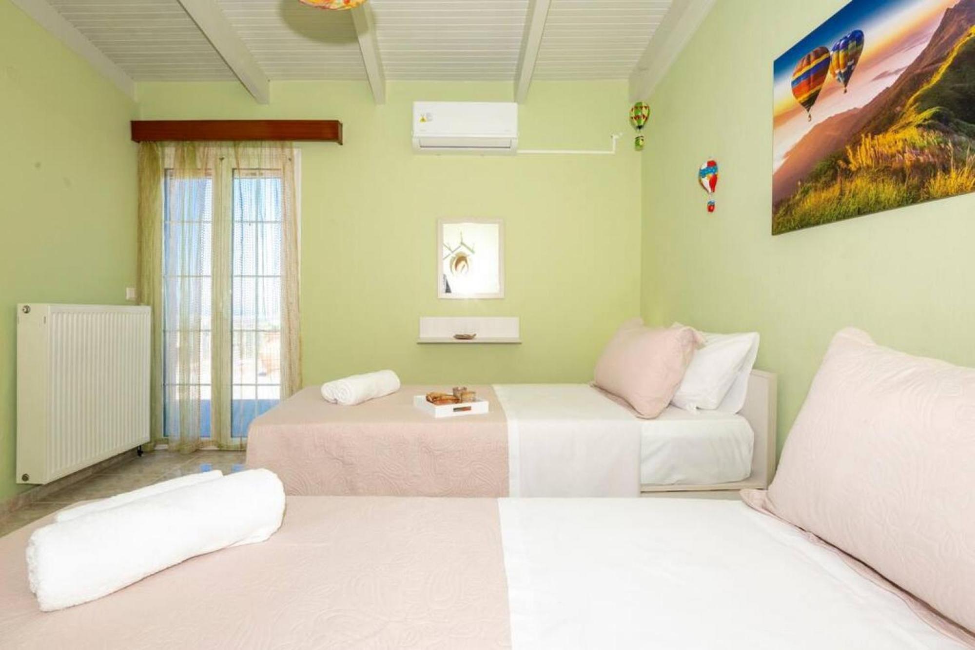 Dm-Discover Margarites Home Margarítai Esterno foto